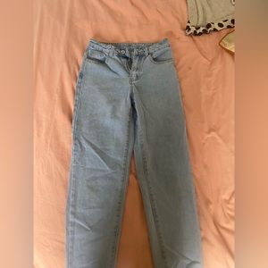 size 2 straight leg mom jeans.